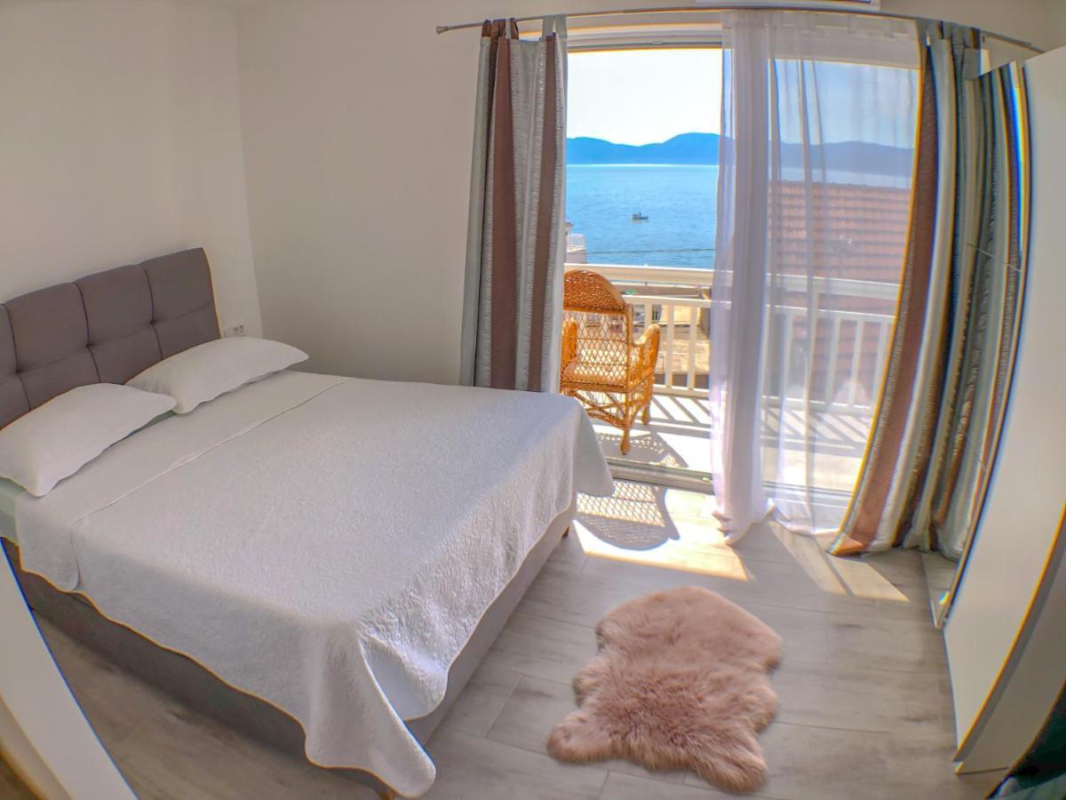 Apartments By The Sea Gradac, Makarska - 13181 Gradac  Zewnętrze zdjęcie